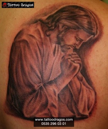 İsa Portre Tattoo