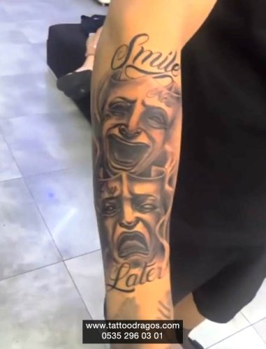 Maske Dövme 